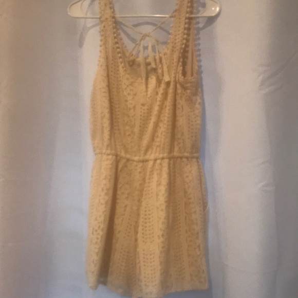 Romper - Picture 3 of 4